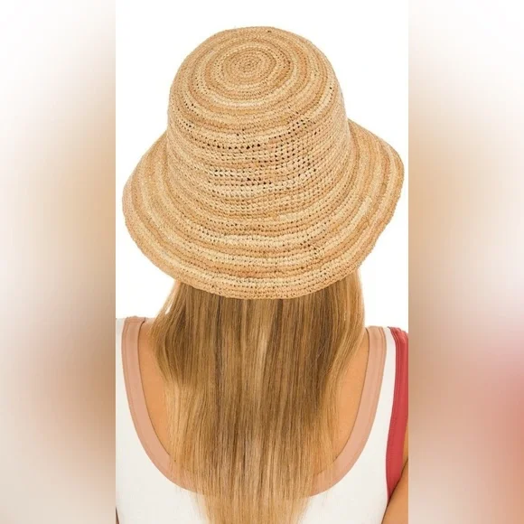 L*space Isadora Hat in Natural Stripe Summer Resort Raffia Straw Hat - Picture 2 of 6